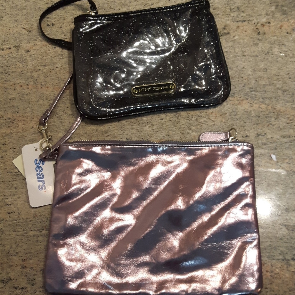 🛍️ Two metallic wristlets